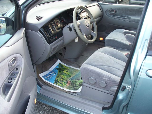 Mazda MPV 2003 photo 3