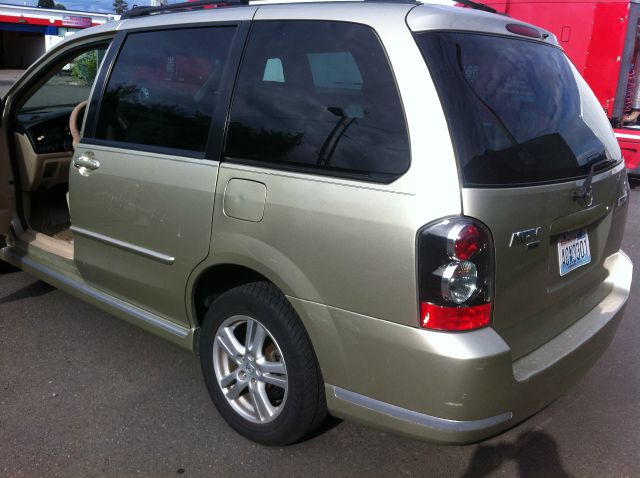 Mazda MPV 2004 photo 1