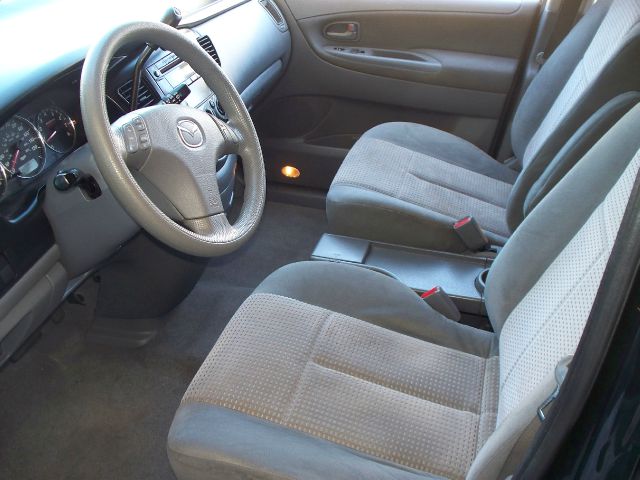 Mazda MPV 2004 photo 1