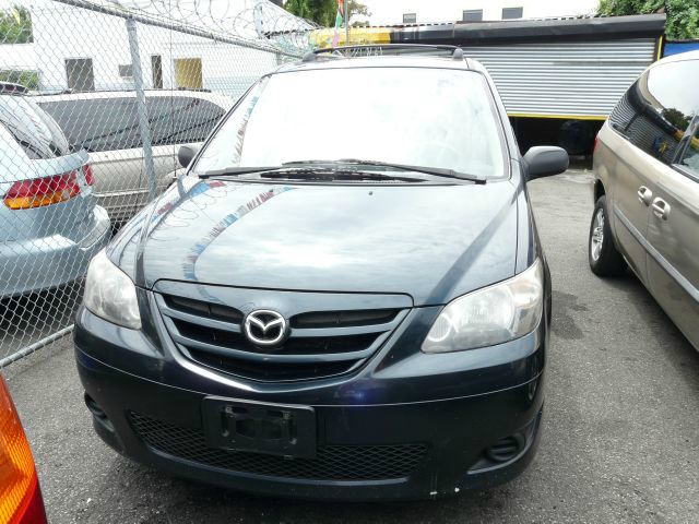 Mazda MPV 2004 photo 2