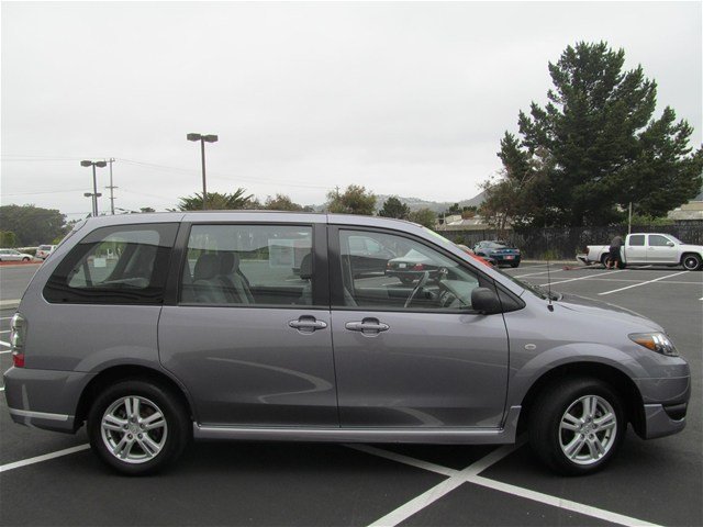 Mazda MPV 2005 photo 1