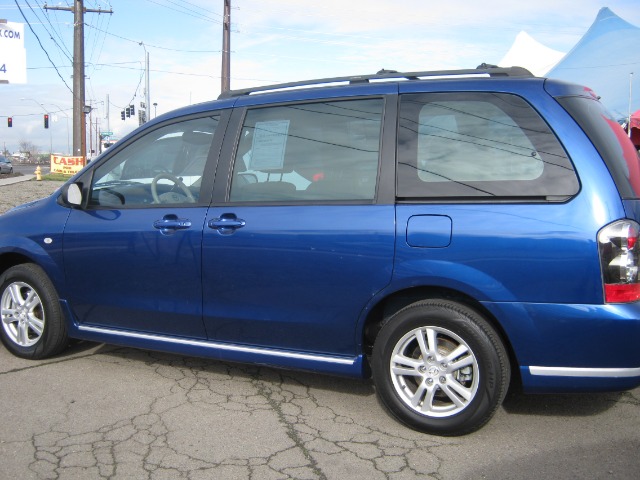 Mazda MPV 2005 photo 4
