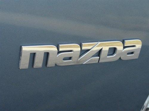 Mazda MPV 2005 photo 2