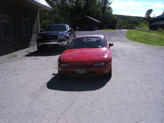 Mazda MX-5 Miata 1990 photo 1