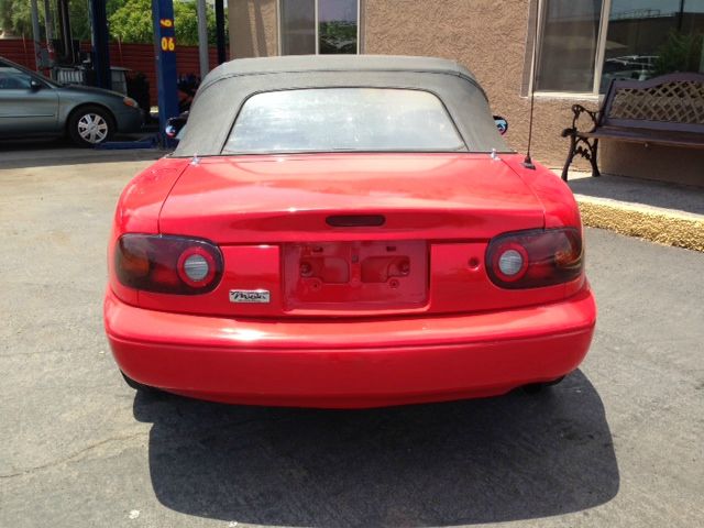 Mazda MX-5 Miata 1990 photo 4
