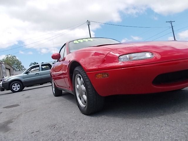 Mazda MX-5 Miata 1990 photo 16