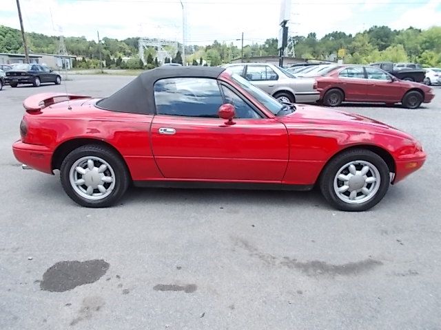 Mazda MX-5 Miata 1990 photo 4