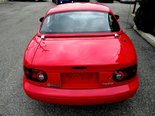 Mazda MX-5 Miata 1991 photo 4
