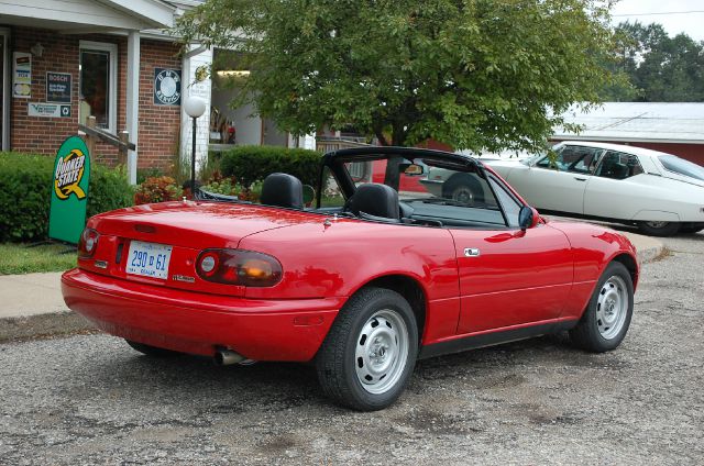 Mazda MX-5 Miata 1992 photo 4