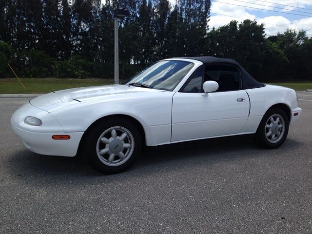Mazda MX-5 Miata 1992 photo 4