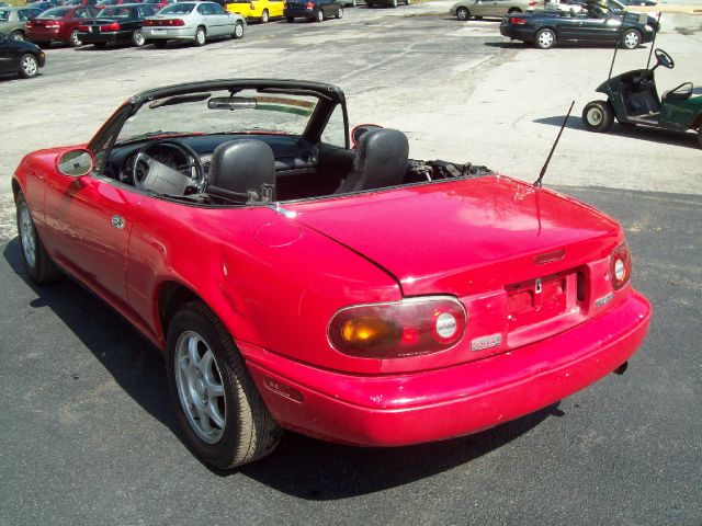 Mazda MX-5 Miata Base XE GLE GXE Convertible