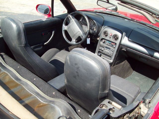 Mazda MX-5 Miata 1995 photo 4