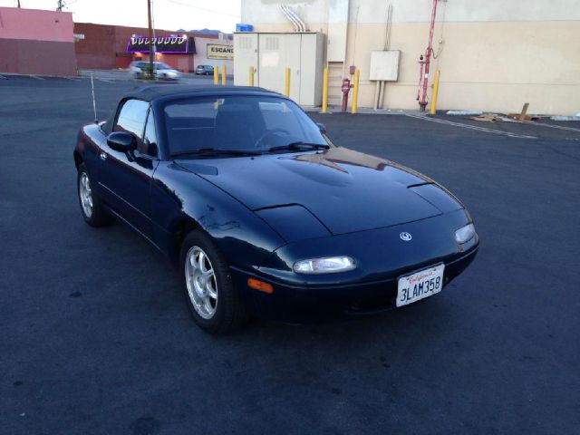 Mazda MX-5 Miata 1995 photo 2