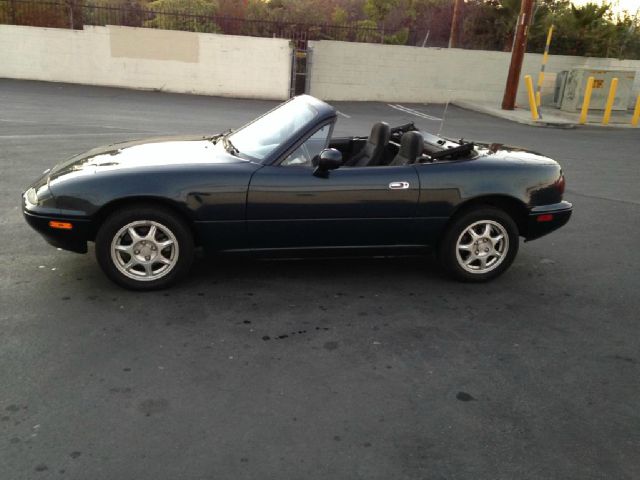Mazda MX-5 Miata 1995 photo 4