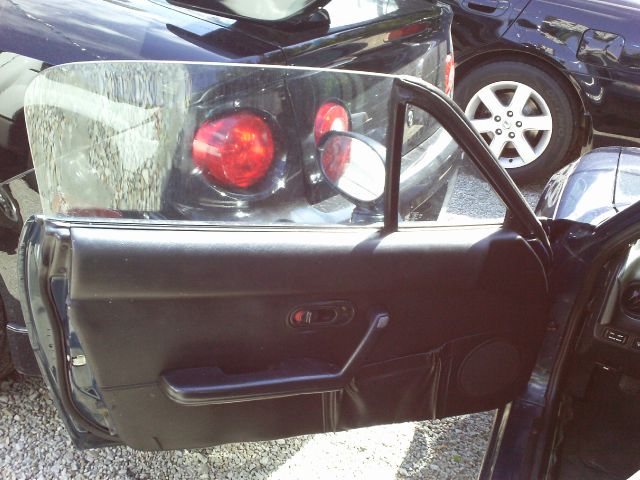 Mazda MX-5 Miata 1996 photo 2