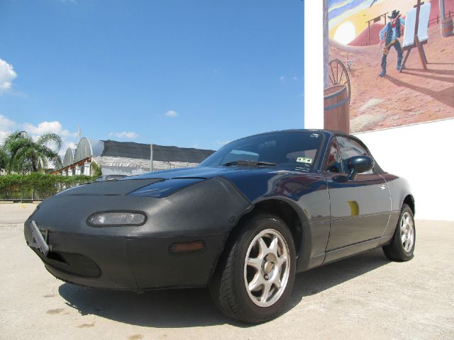 Mazda MX-5 Miata 1997 photo 4