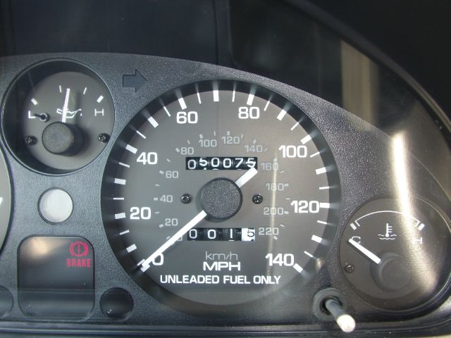Mazda MX-5 Miata 1997 photo 4