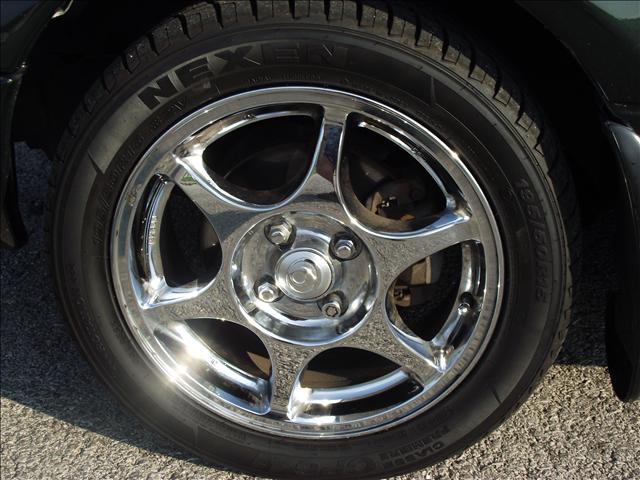 Mazda MX-5 Miata 1997 photo 4