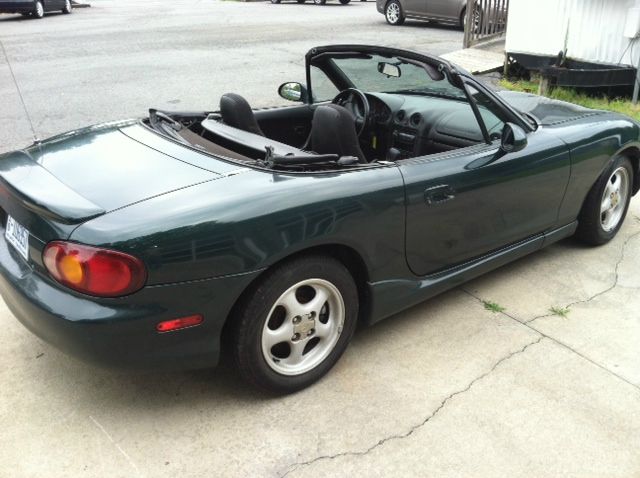 Mazda MX-5 Miata 1999 photo 4