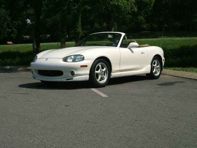 Mazda MX-5 Miata 1999 photo 3