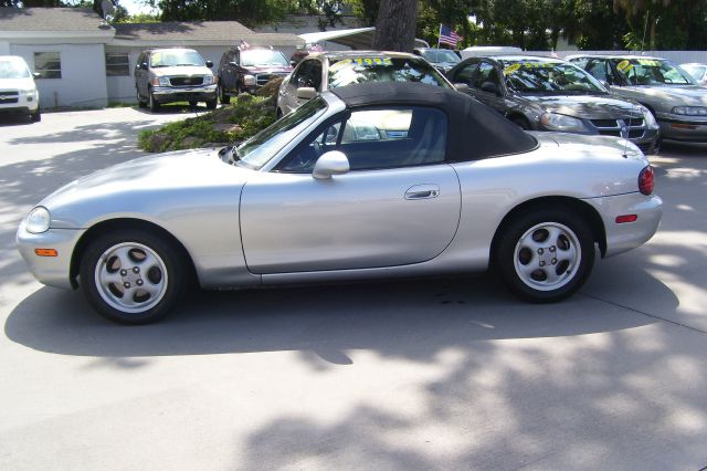 Mazda MX-5 Miata 1999 photo 4