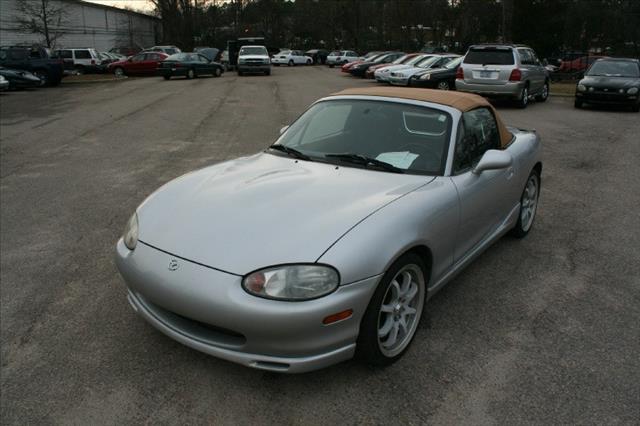 Mazda MX-5 Miata 1999 photo 4