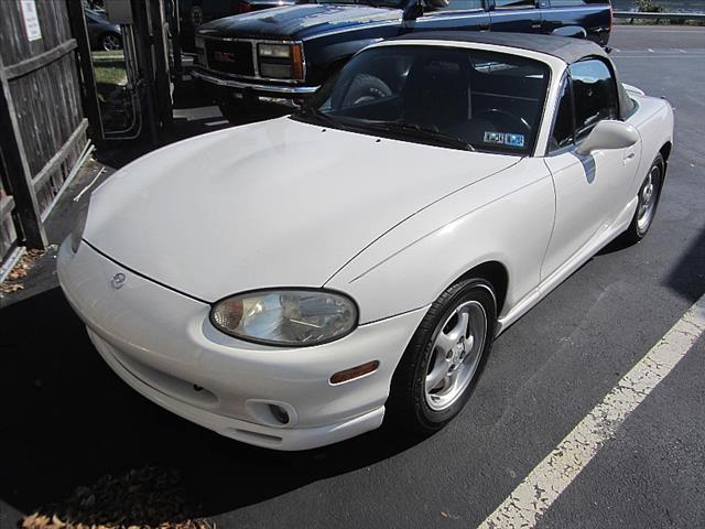 Mazda MX-5 Miata 1999 photo 3