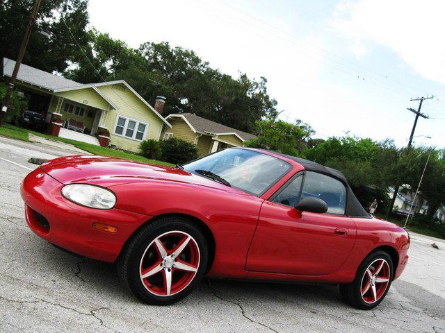 Mazda MX-5 Miata 1999 photo 4