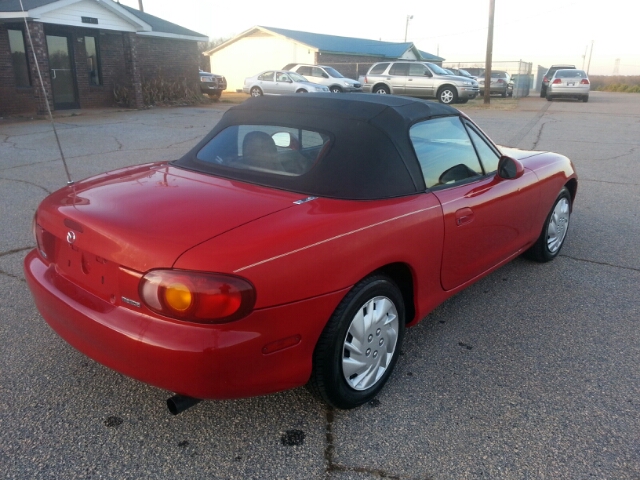 Mazda MX-5 Miata 1999 photo 2