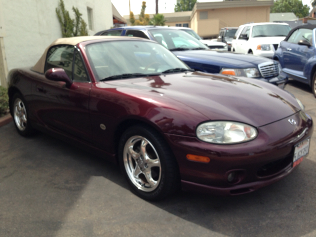 Mazda MX-5 Miata 2000 photo 4