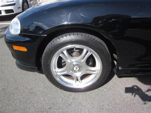 Mazda MX-5 Miata 2000 photo 1