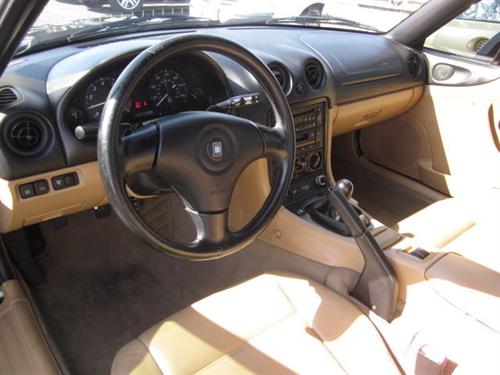 Mazda MX-5 Miata 2000 photo 3