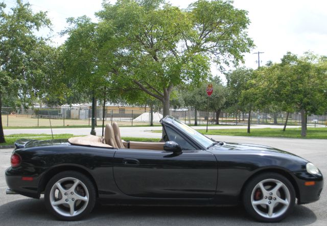 Mazda MX-5 Miata 2001 photo 2