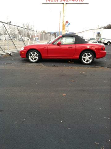 Mazda MX-5 Miata 2002 photo 2