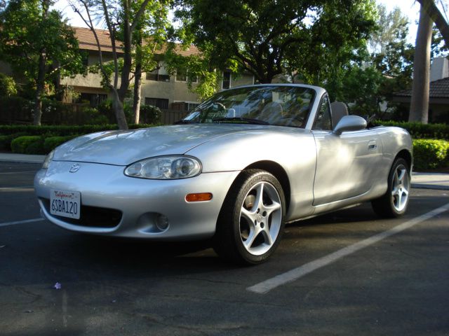 Mazda MX-5 Miata 2002 photo 1