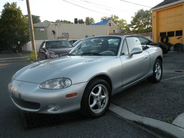 Mazda MX-5 Miata LS Flex Fuel 4x4 This Is One Of Our Best Bargains Convertible