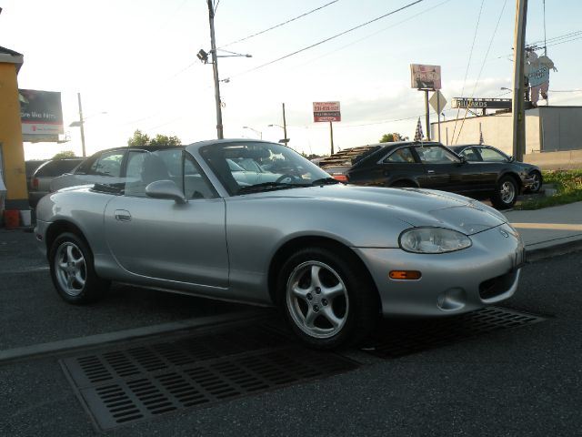 Mazda MX-5 Miata 2002 photo 3