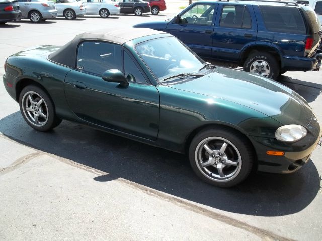 Mazda MX-5 Miata 2002 photo 3