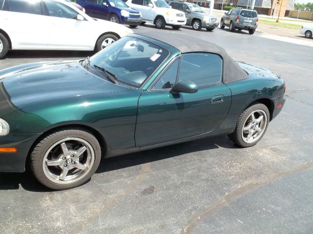 Mazda MX-5 Miata 2002 photo 4