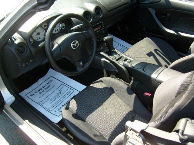 Mazda MX-5 Miata 2002 photo 1