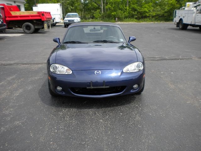 Mazda MX-5 Miata 2002 photo 17