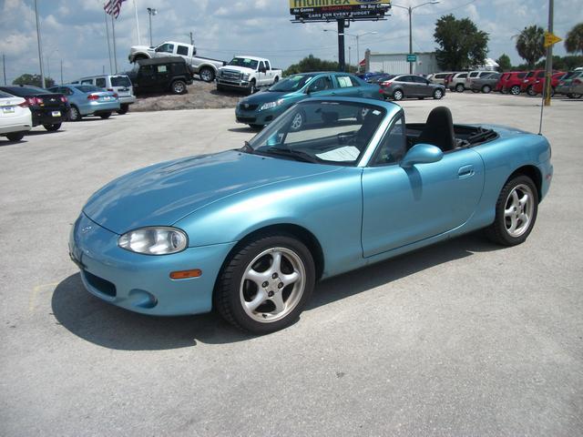 Mazda MX-5 Miata 2002 photo 2