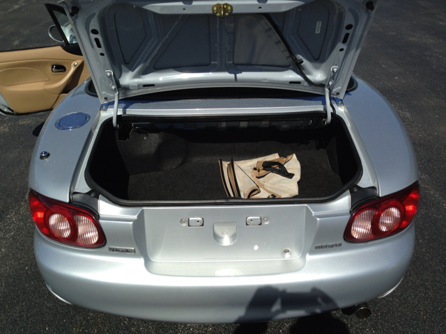 Mazda MX-5 Miata 2002 photo 4
