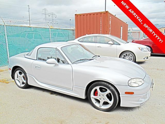 Mazda MX-5 Miata 2003 photo 2