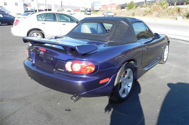 Mazda MX-5 Miata 2003 photo 10