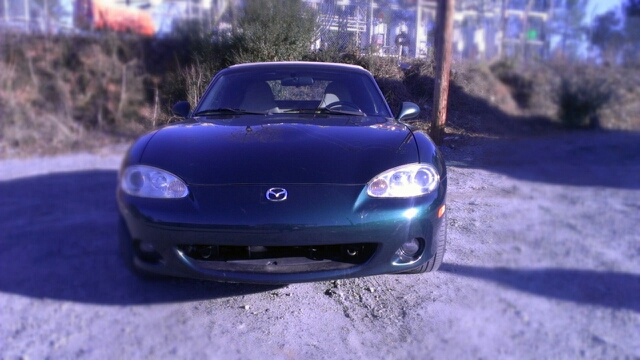 Mazda MX-5 Miata 2004 photo 4