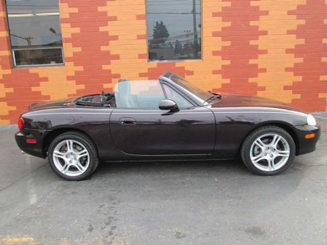 Mazda MX-5 Miata 2004 photo 1