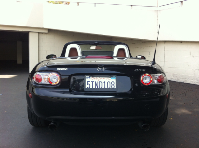 Mazda MX-5 Miata 2006 photo 3