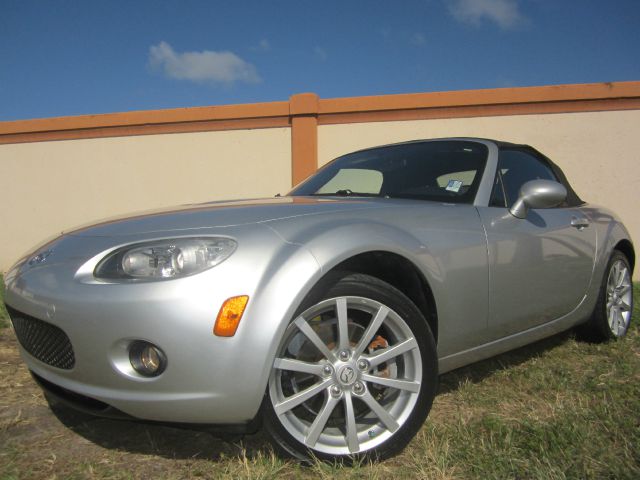 Mazda MX-5 Miata 2006 photo 1