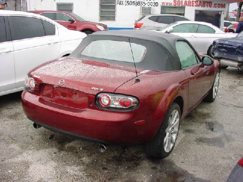 Mazda MX-5 Miata 2006 photo 1
